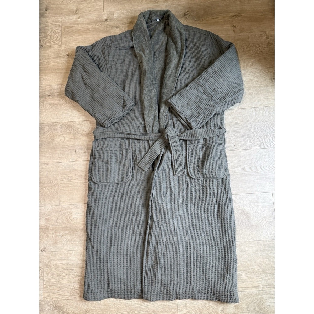 EUC Unisex Pottery Barn waffle weave resort robe Loden green size M